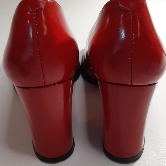 Browns red shoes - Picture 3 of 4